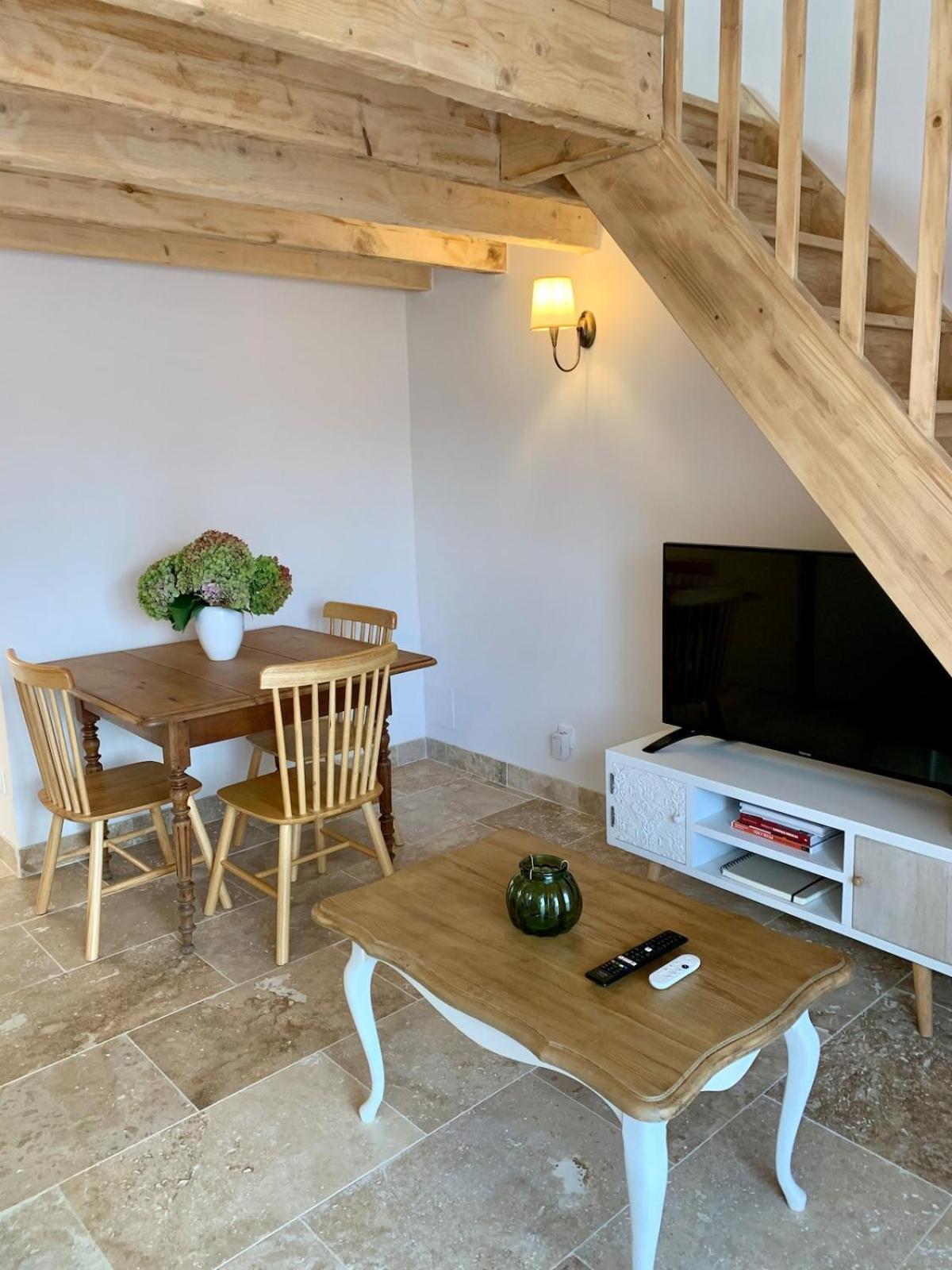 La Petite Maison Neuvic (Dordogne)